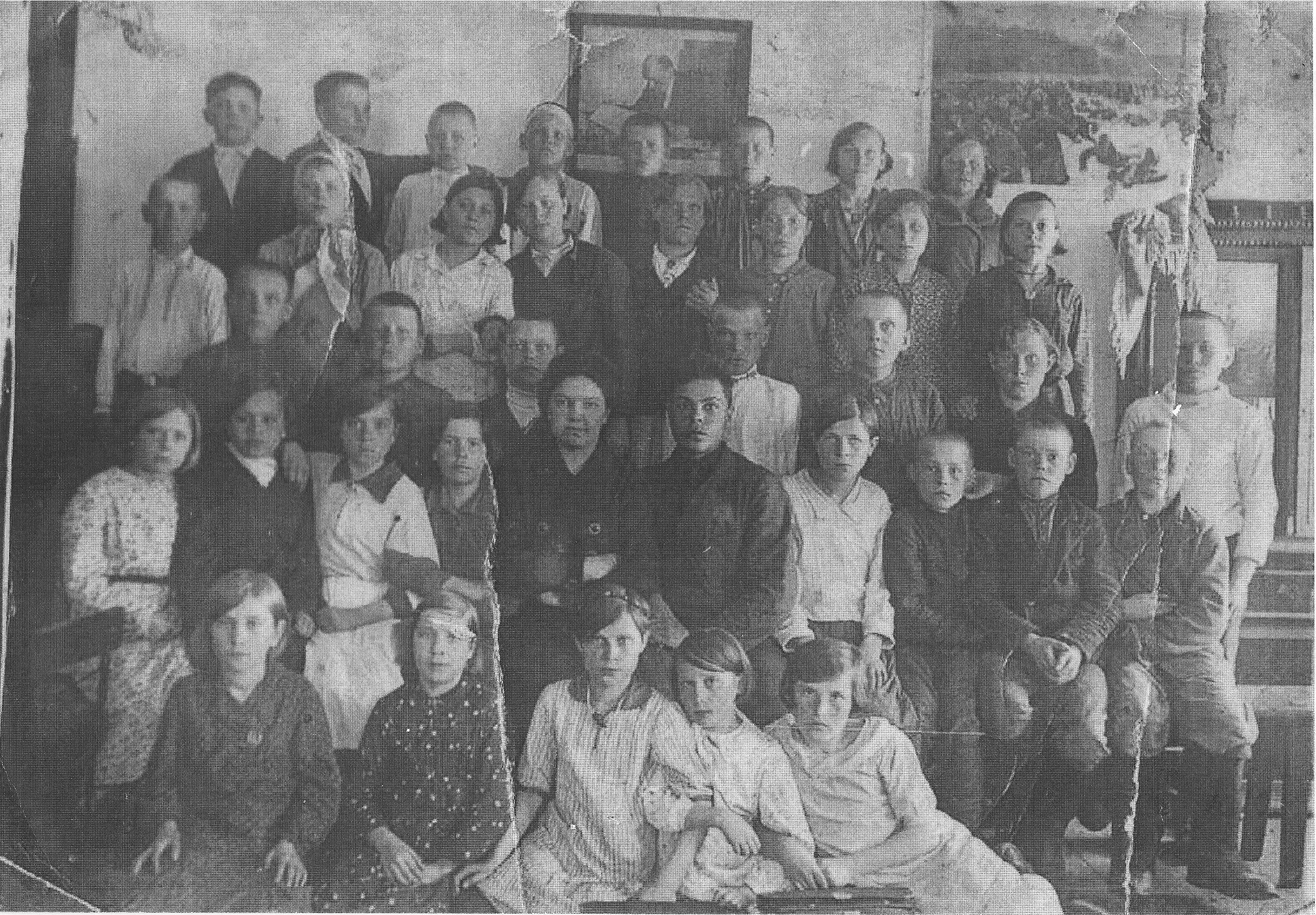 На фото: школа в 1940-е годы.