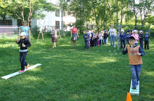 Веселые эстафеты с мыльными пузырями