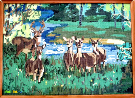 Олень и серны