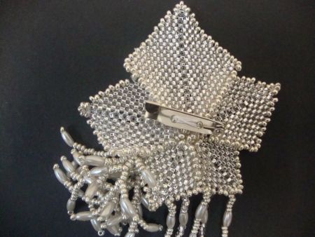 Брошь «Аксельбант»