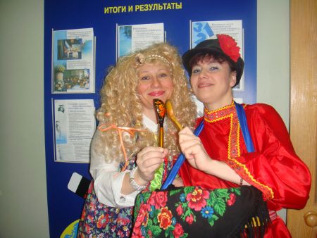 Фея палочкой волшебной двери сказки открывает...