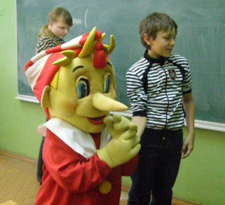 Фото 5.  День рождения школы.