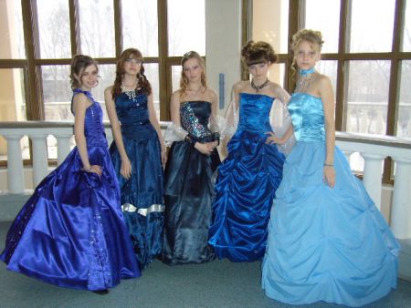 коллекция вечерних платьев