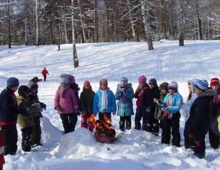 И всё-таки, жаль расставаться с зимой…