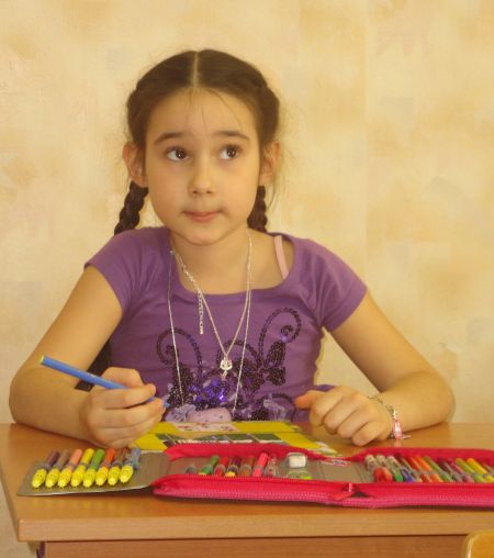 3. Алина не зря так задумчива, ведь она стала призёром городского конкурса «Солнечный круг».