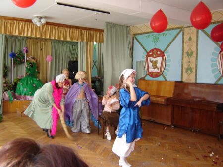 Фото 4. Шоу – двойников. Клип на русскую народную песню «Как хотела меня мать».