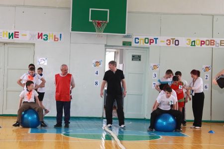 Фото 3. «Физкультура – это весело!»