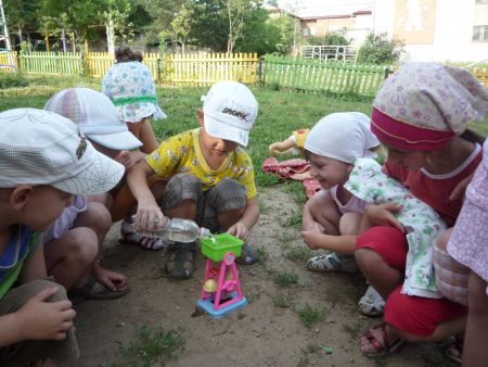 1. Смотрите, мельница крутится!