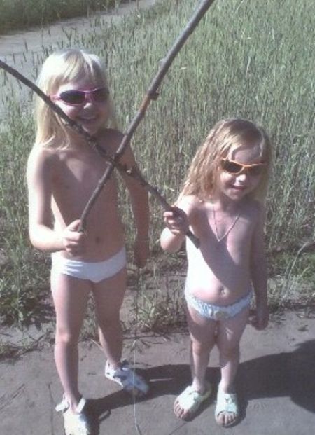 Не было у нас задачи,  Отдыхали мы на даче!