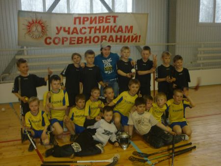 Лучшие игроки принимали участие во всероссийских соревнованиях по флорболу