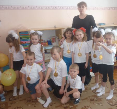 Спортивный досуг «Вместе с сыном, вместе с дочкой»