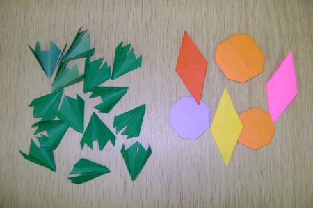 Новогодняя открытка в технике оригами