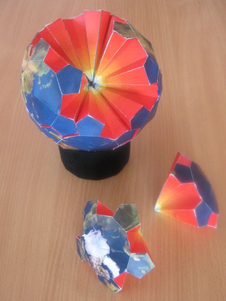 Глобус – пазл 3D