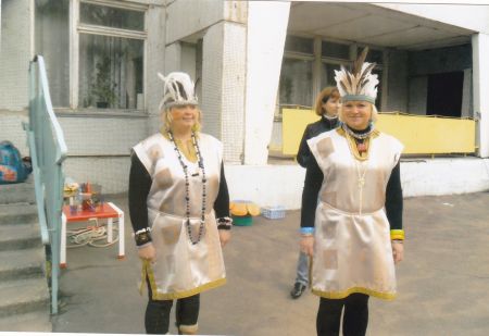 Фото №1.  &laquo;Индейцы племени МАЙЯ загадывают детям загадки&raquo;.