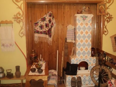 Фото 1. &laquo;Русская изба&raquo;