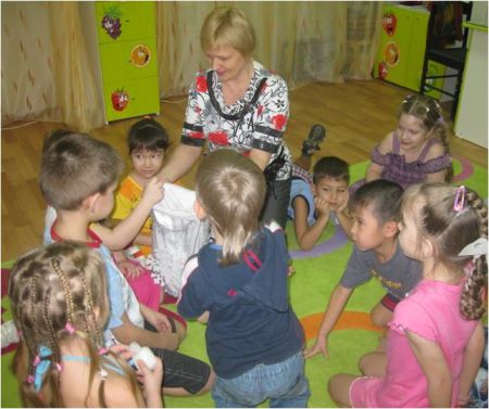 Дидактическая игра «Соберем слова в мешочек»