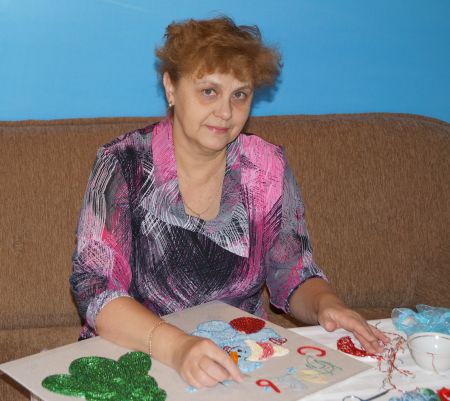 Панно «Веселый снеговик» в технике бисероплетения.