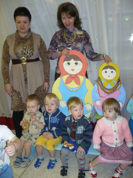 Не остаются без подарков и маленькие участники Клуба