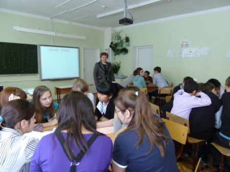 Подготовка учащихся к мероприятию, работа в группах по заданиям