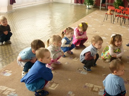 Спрятались от мишки – медведя