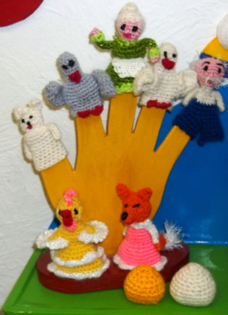 Настольный и пальчиковый театр