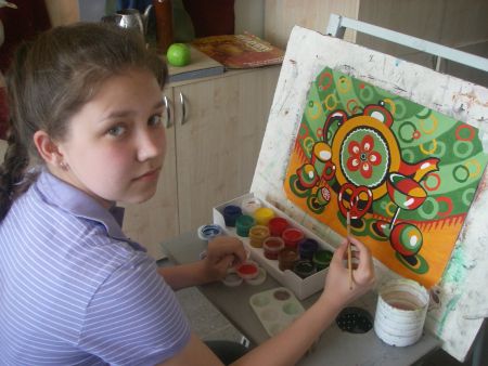 Сатдинова Динара за работой