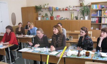 Фото 2. Учитель, если он честен, всегда должен быть внимательным учеником. (А.М. Горький)