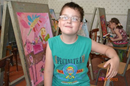 Саша – непоседа, балагур, шустрый, любознательный и очень добрый мальчик. 