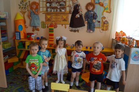 Фото 1. Мы подружились в детском саду...