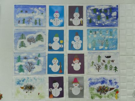 Фото 1. Стенд хорошего настроения