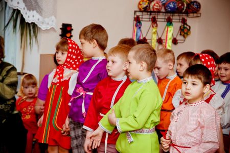 Фото 2. Мы зовем к себе тех, кто любит веселье и смех!