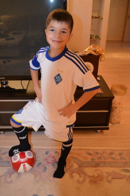 Стаховский Артём