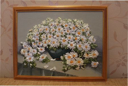 &laquo;Ромашковое лето&raquo; в технике &laquo;объемная вышивка&raquo;