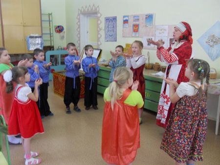 Познавательный досуг &laquo;Знаменита деревушка яркой глиняной игрушкой&raquo;