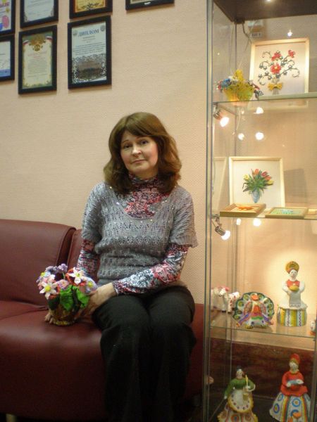 «Объемная композиция из вязаных цветов»